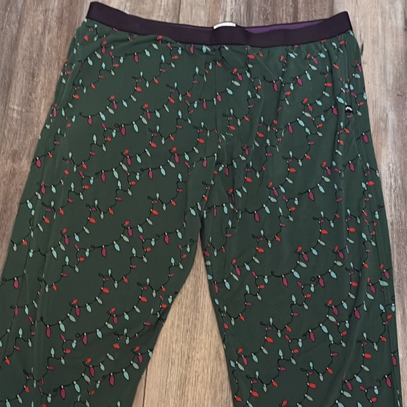 meundies lounge pants festive holiday Christmas “Light Me Up” medium bottoms - Picture 10 of 14